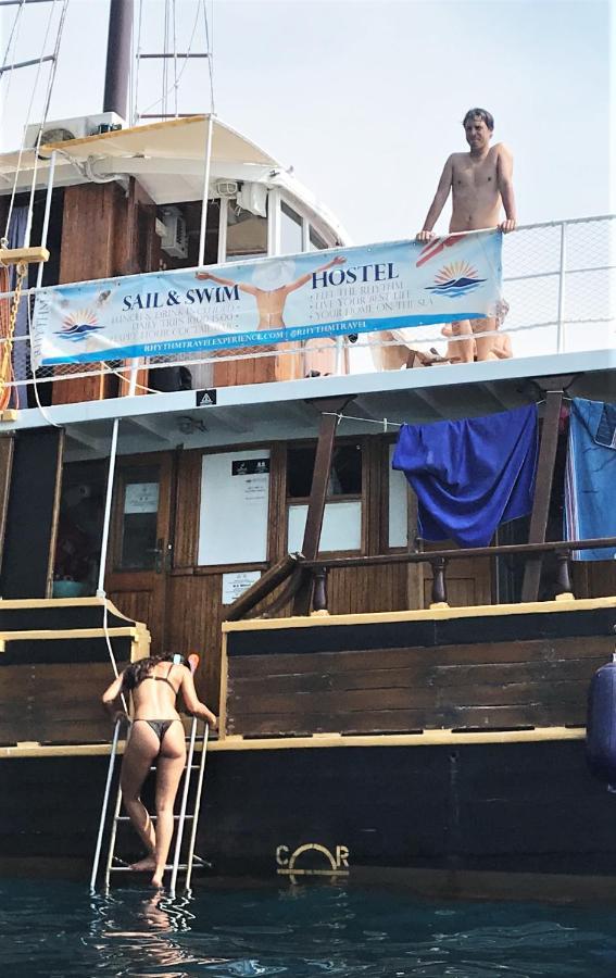 Rhythm Floating Hostel - زادار المظهر الخارجي الصورة
